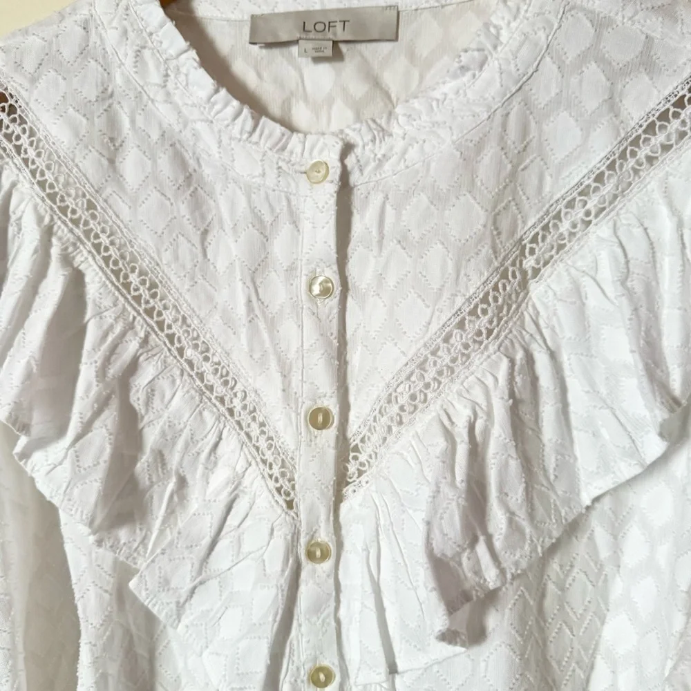 LOFT White Ruffled Button-Up Blouse - Picture 4 of 11